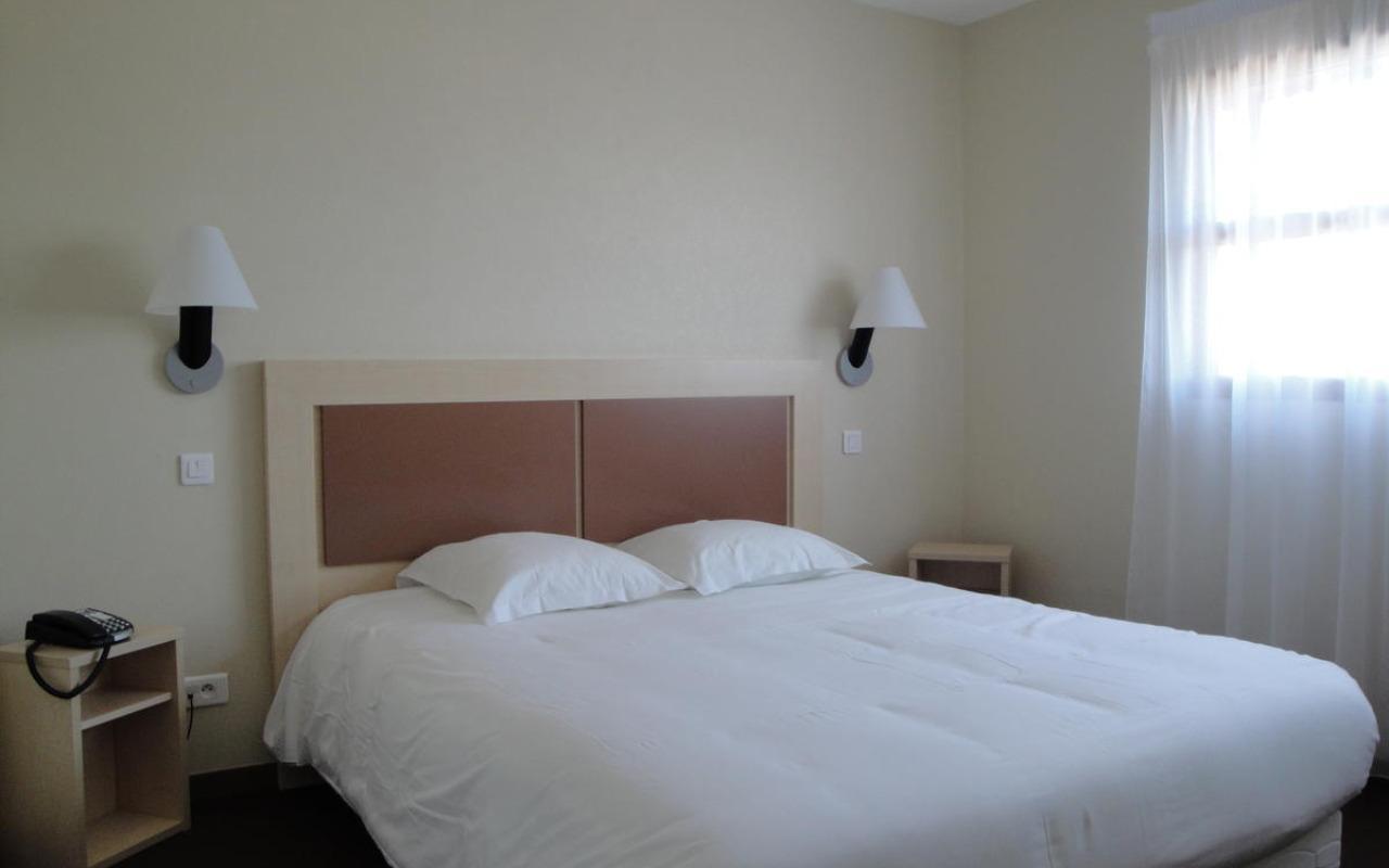 Cit'Hotel Talencia Thouars Zewnętrze zdjęcie